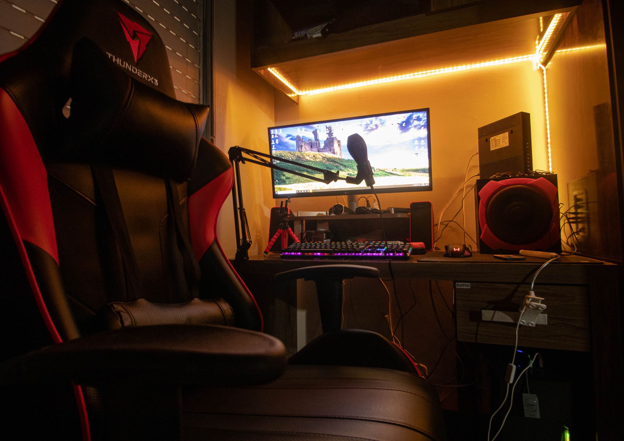 כיסא גיימינג ארגונומי